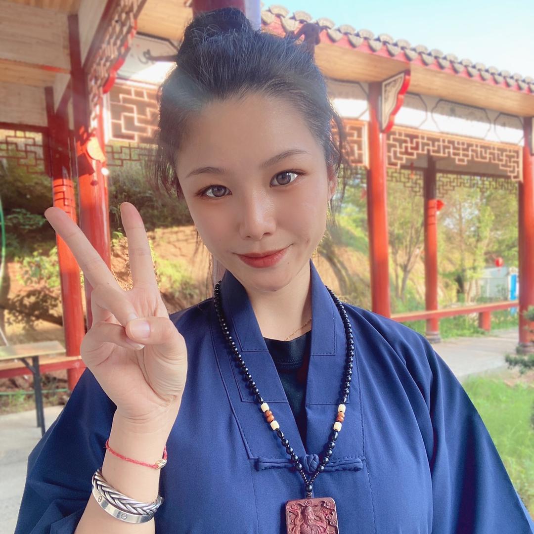 謹严小仙🧚🏻‍♀️