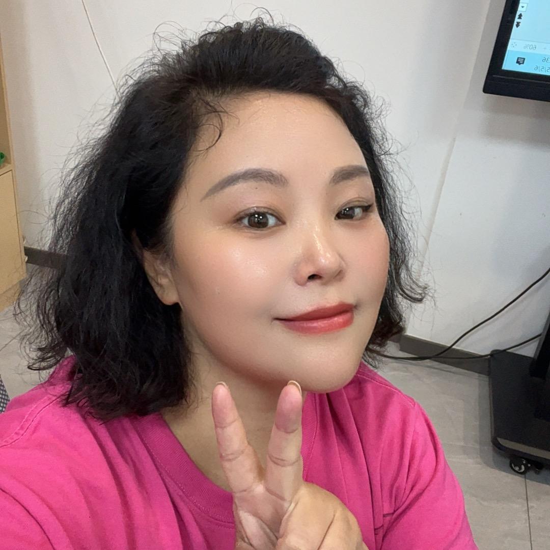 是娜姐呀