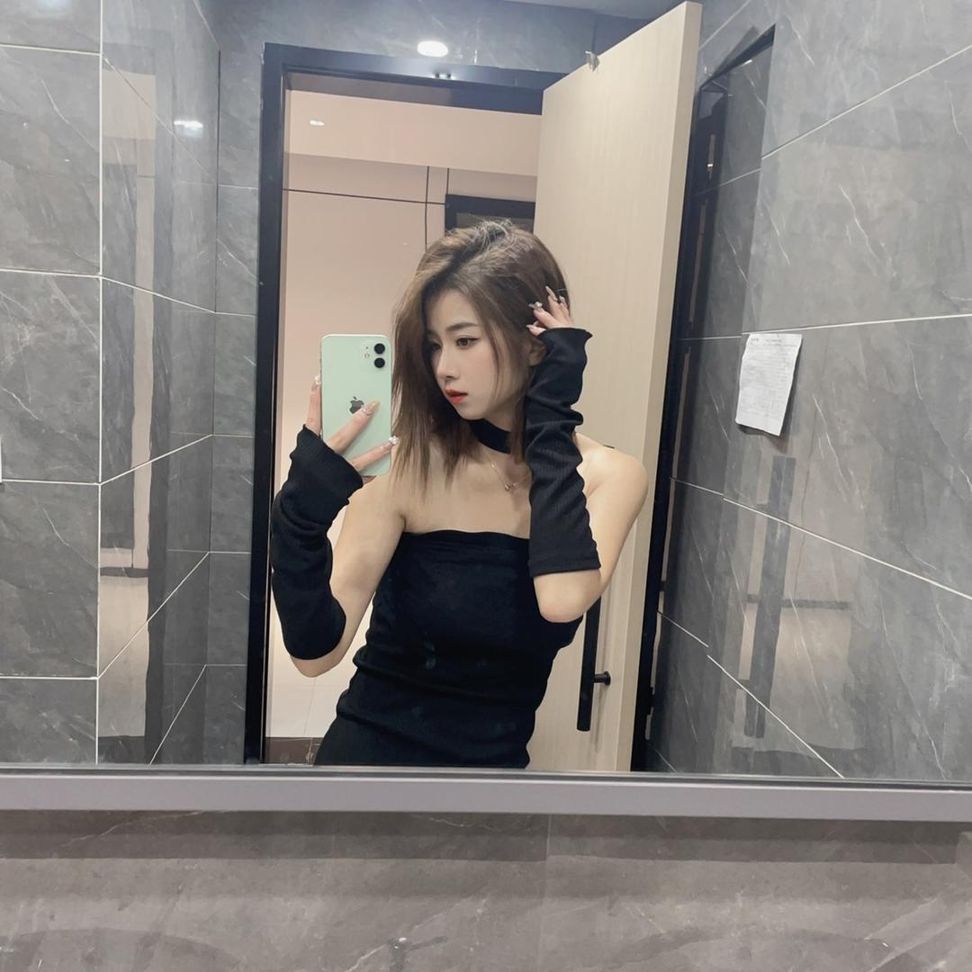 是小七月吖