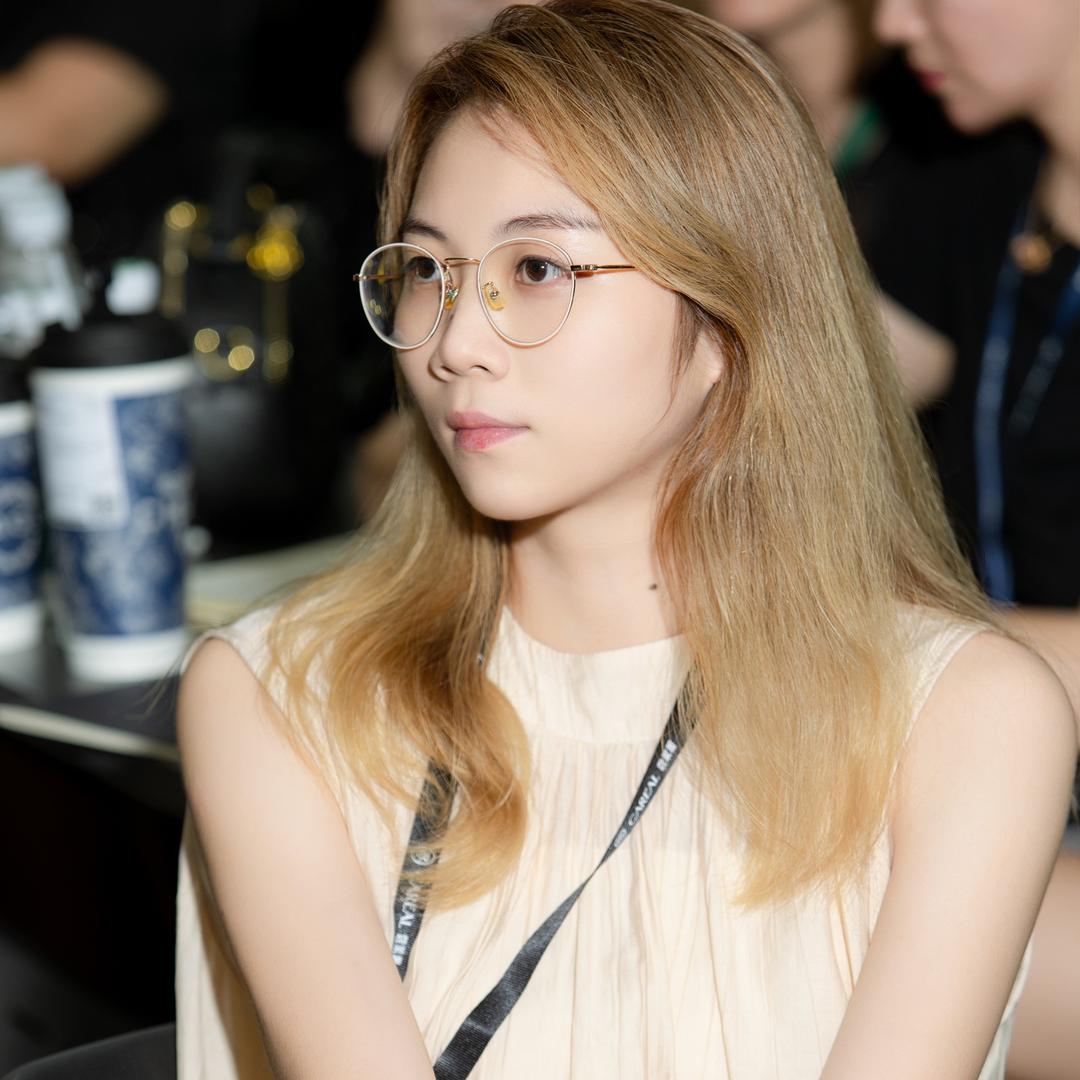 专做问题肌的美业老板娘
