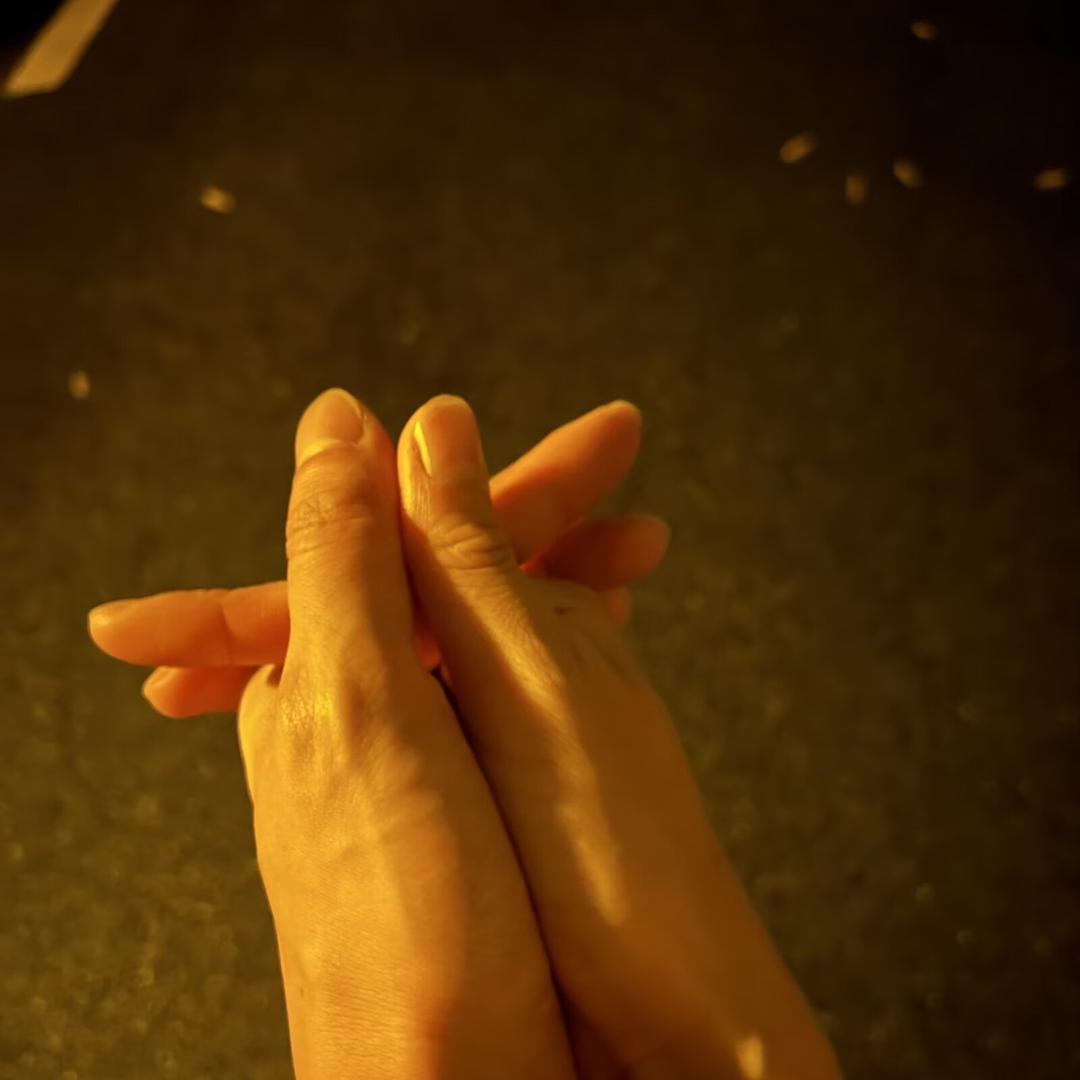 奇绮