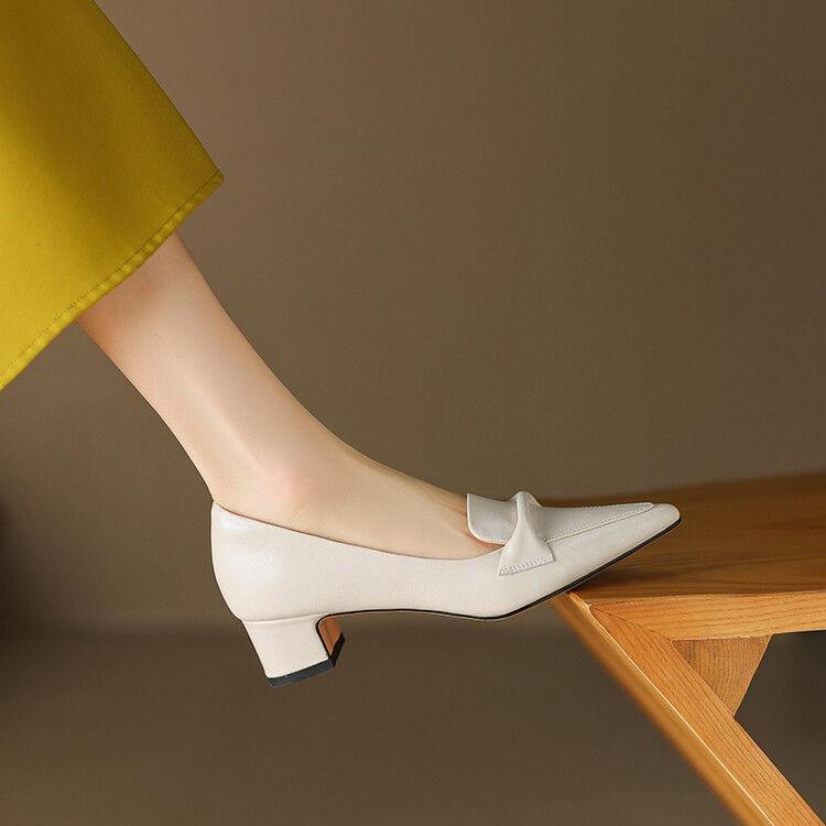 英雀思婷商贸店