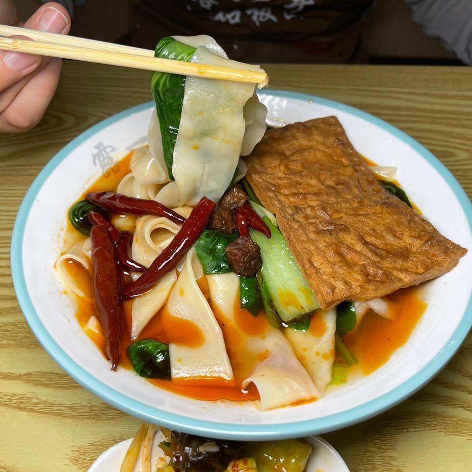 露一手太和板面店
