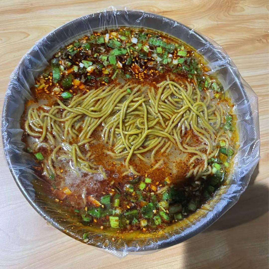 十里铺房姐饸饹