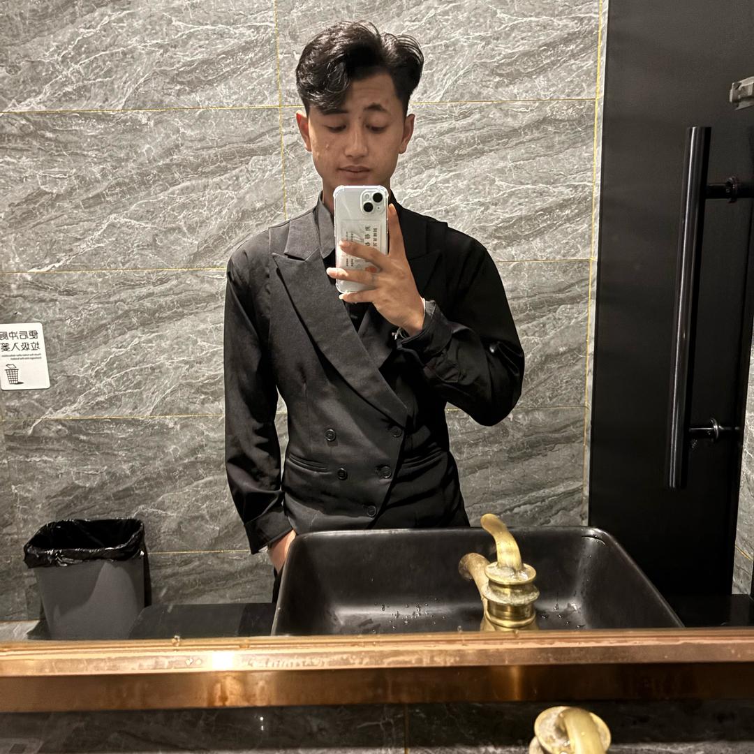 沧源_MONl酒吧  小李