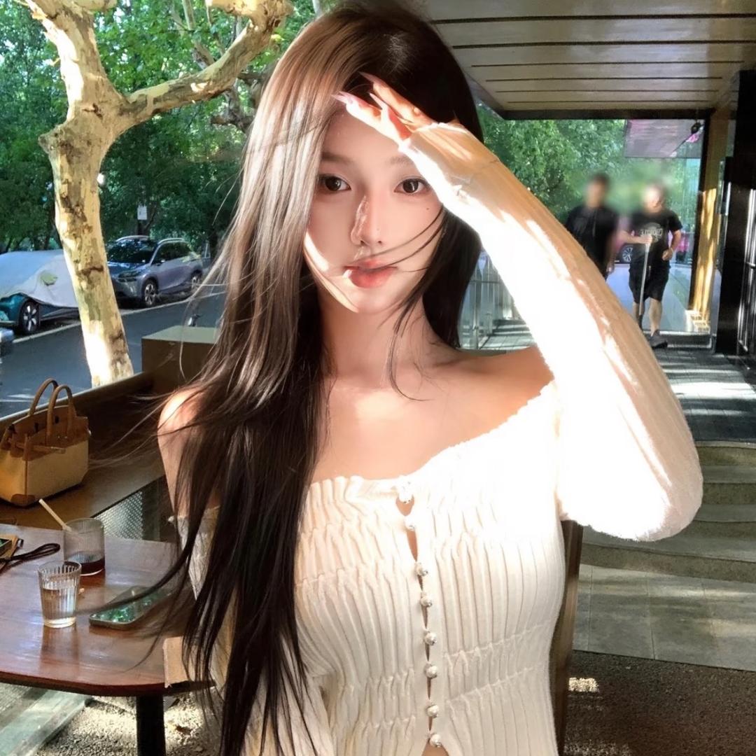 伊伊