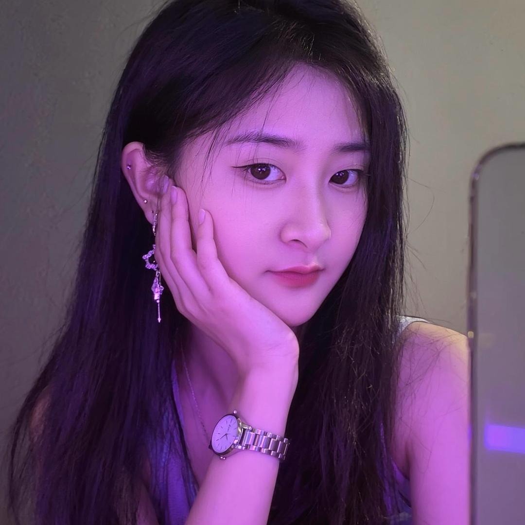 倩 倩