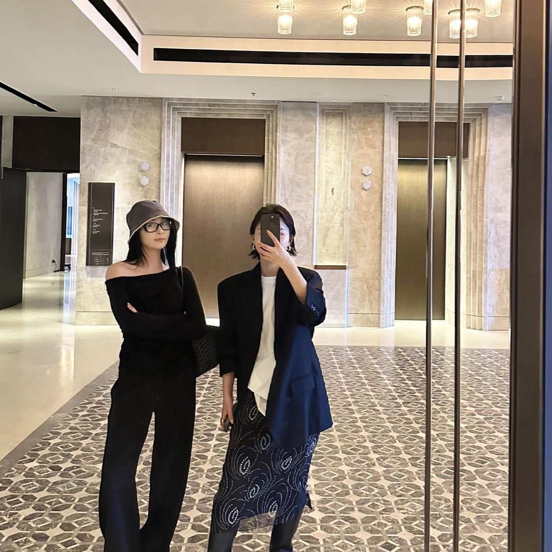 TINAWHITE女装连云港海州店