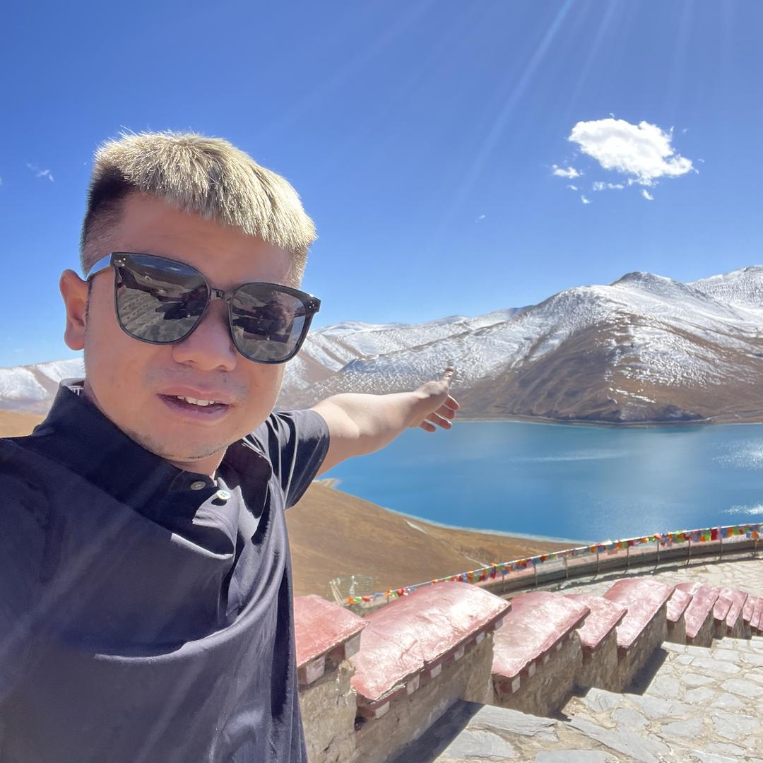 贵州博大汽车（平头锅)