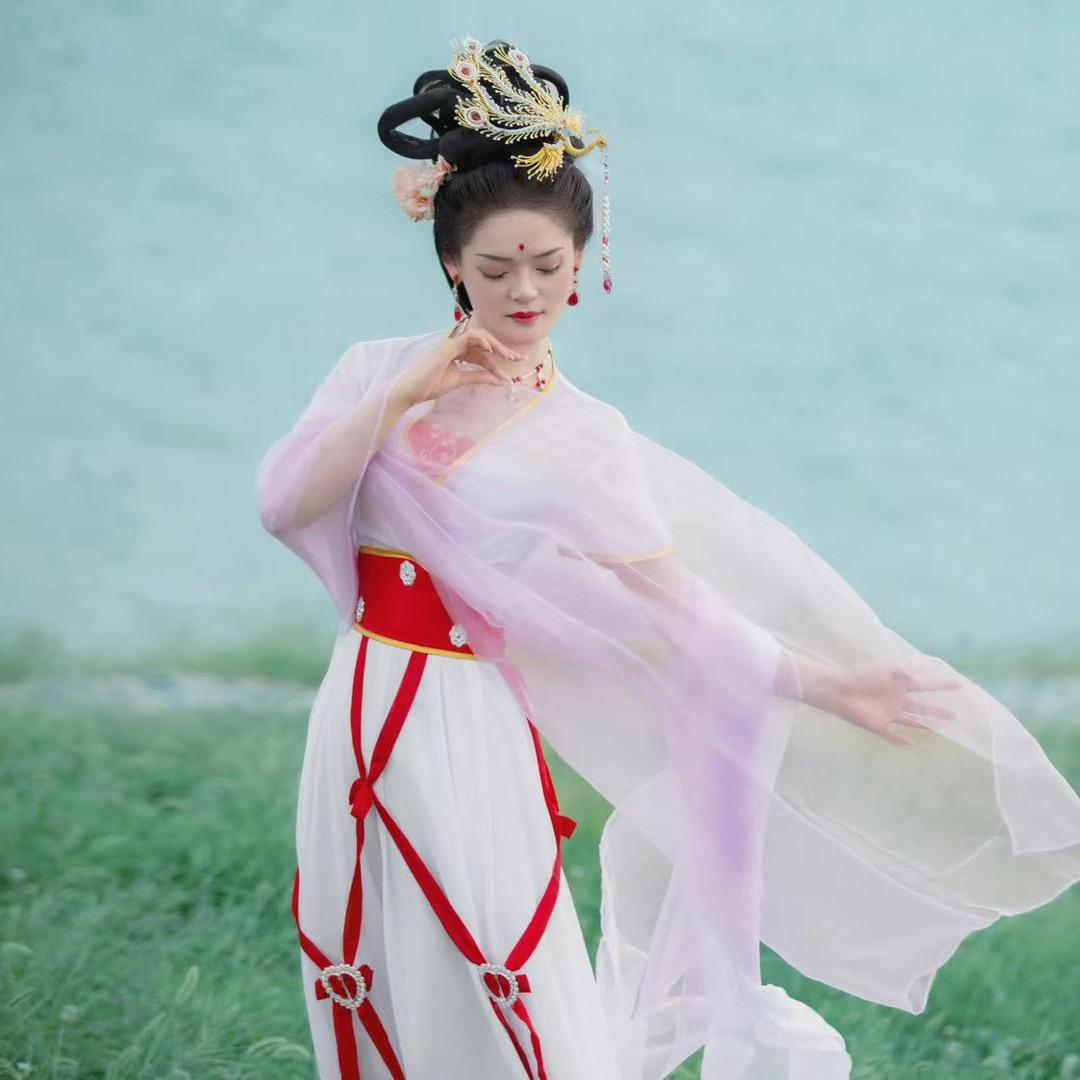 王诗诗🎤
