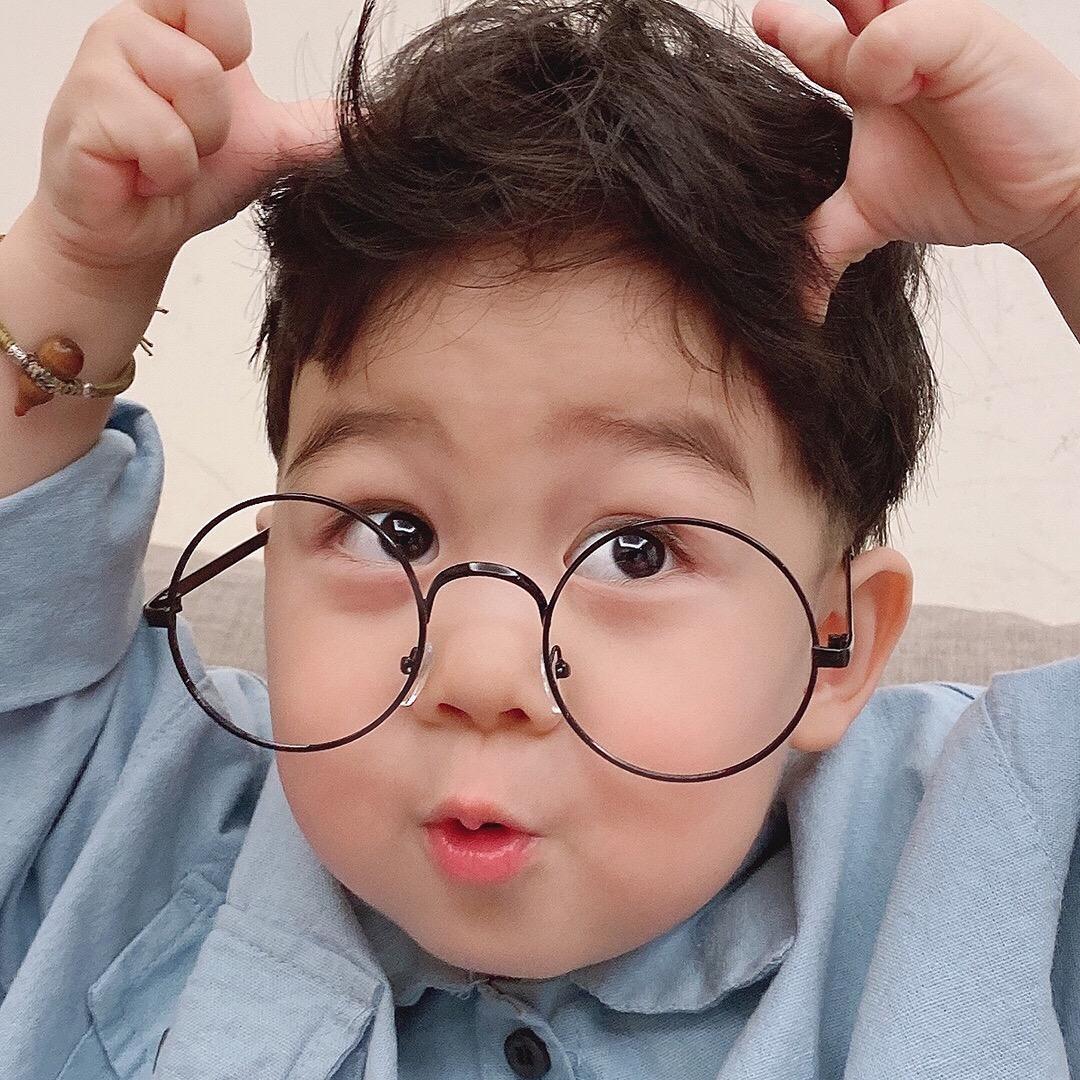 你站在冰箱上面干嘛