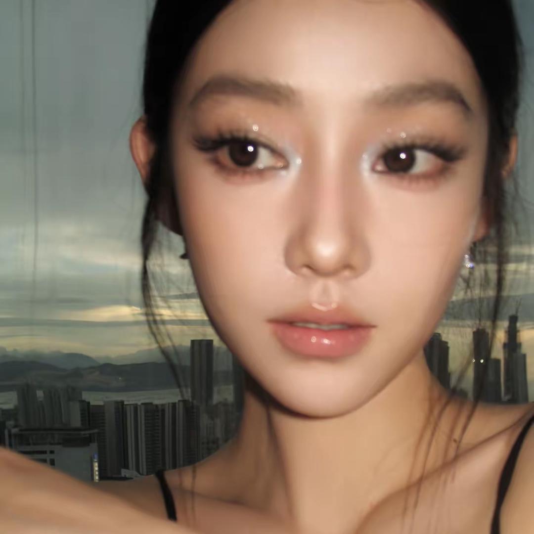 瑃