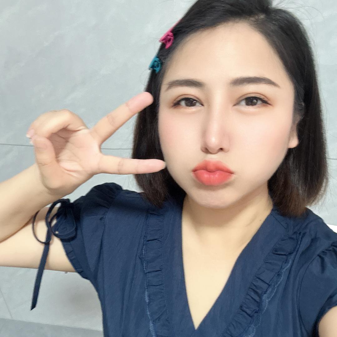 美丽的胖妞妞