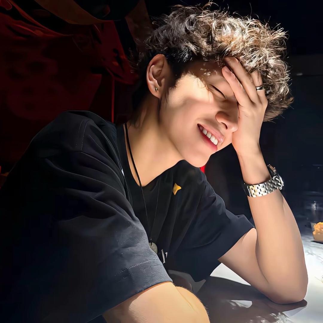 211722 ￴ ￴ ￴ ￴￴