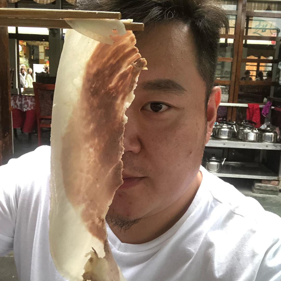 大飞是个胖厨师