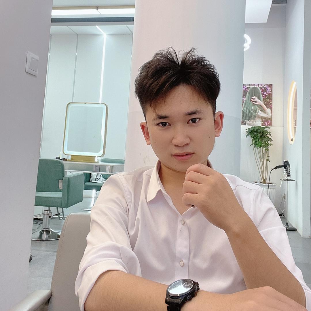 曲靖美发小斌