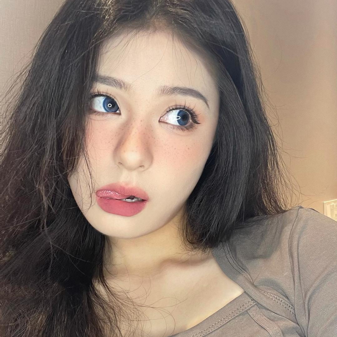头头.