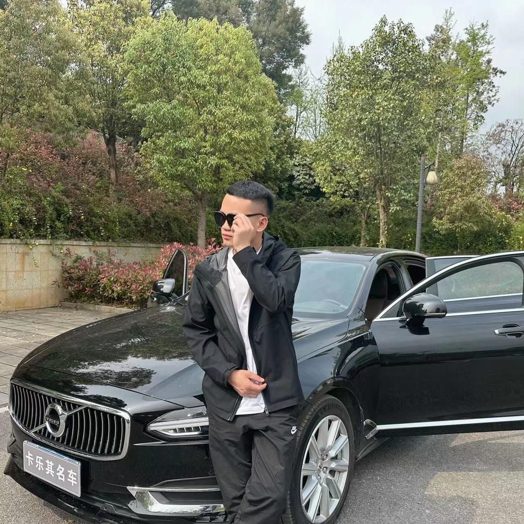 德聚名车小孙哥