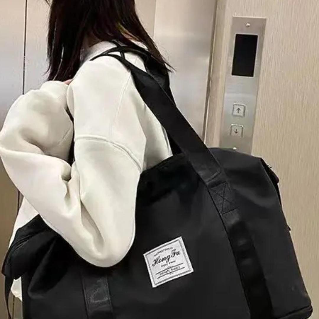 郝劭文小卖部