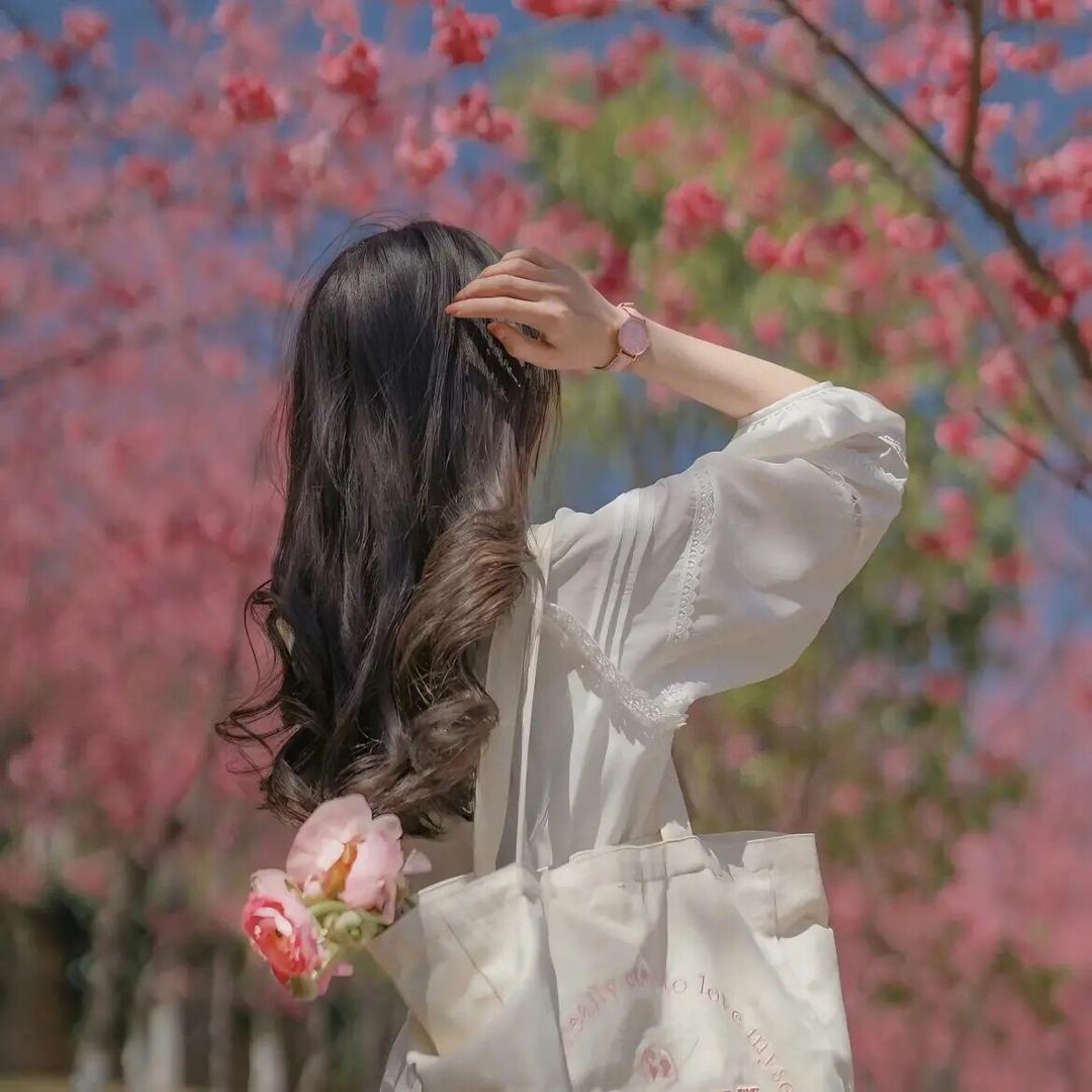 A小橘子……