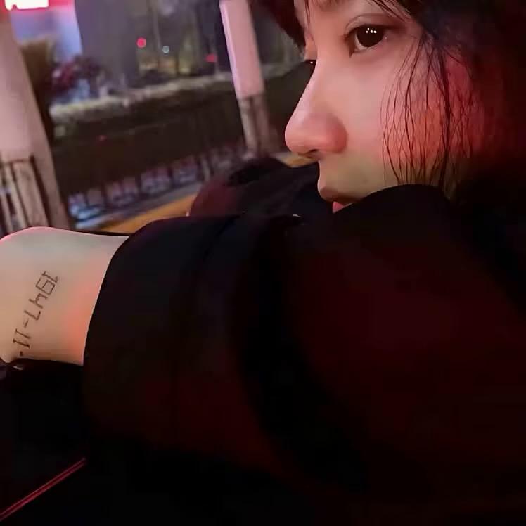 出了名的贱