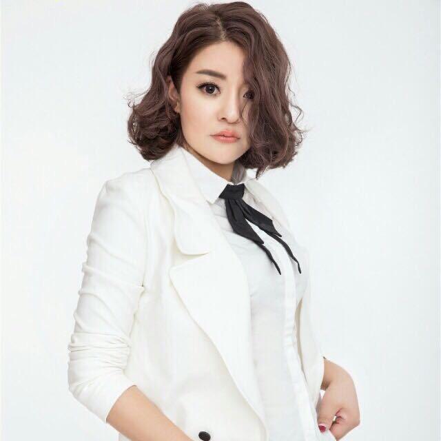 静姐女装源头工厂