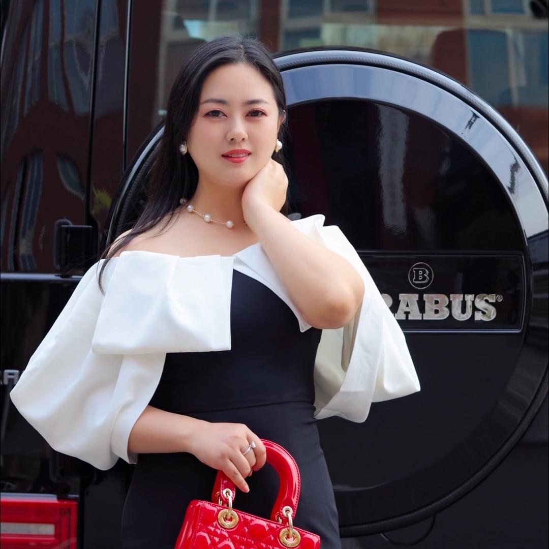 王老板成都明悦车行