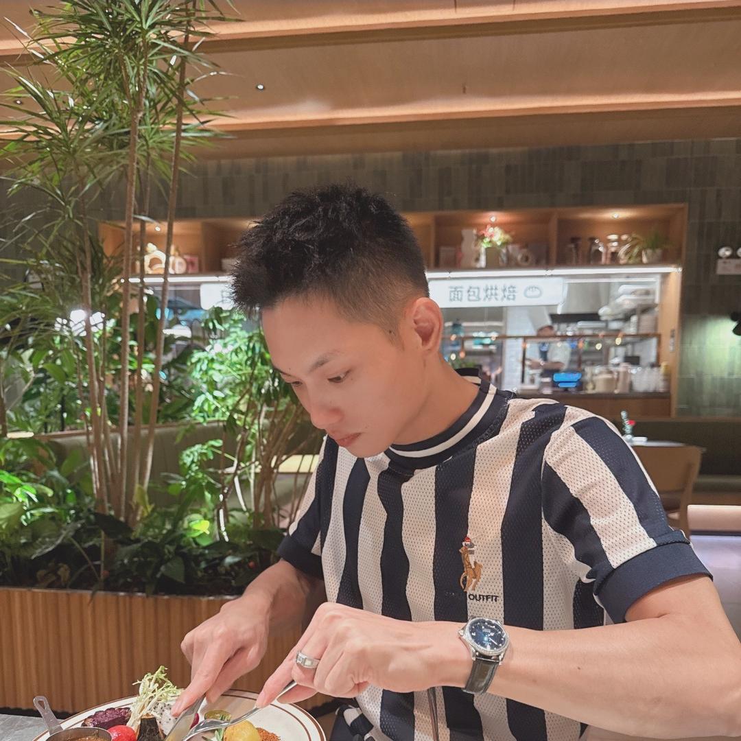 睿智。