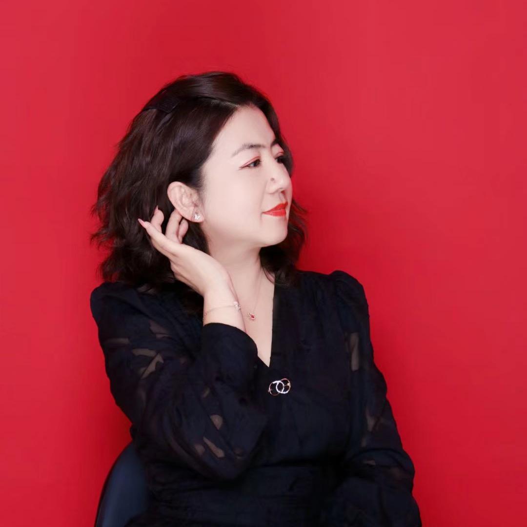 毛女“塞上八朵特产万达店”