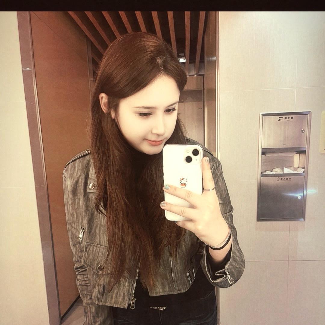 小艾-