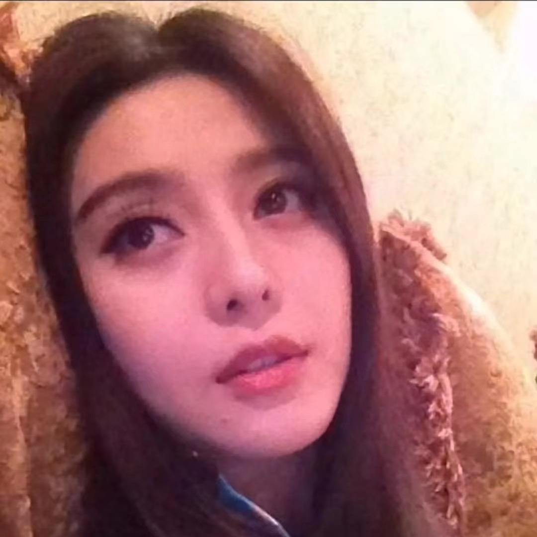 陈明霖.