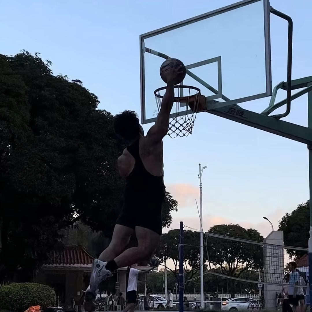 Kiki 林杏光