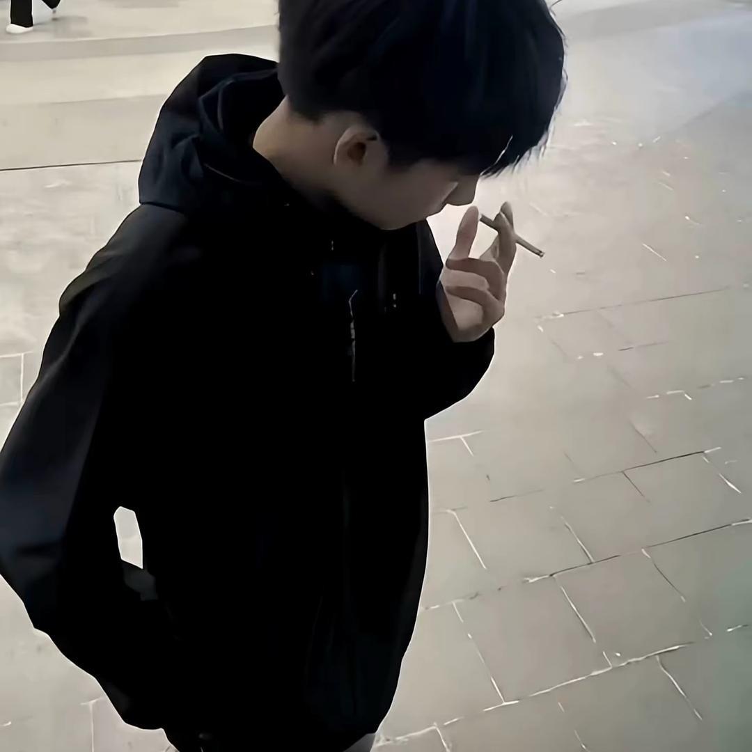 四月.