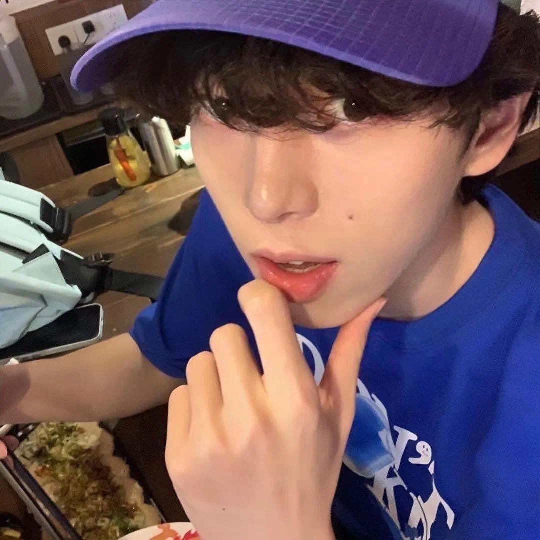 教游泳的黄教练