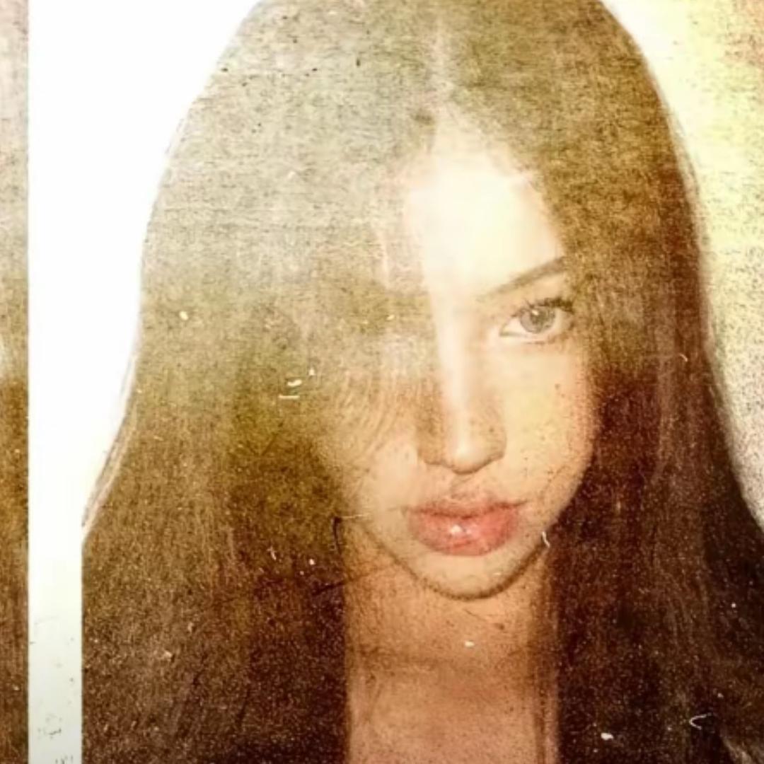 别和奇怪的我说话。