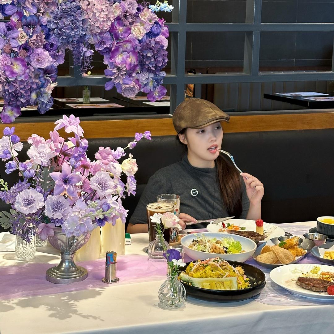 兔兔吃饱啦