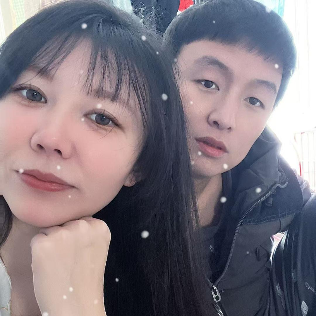 莫离.