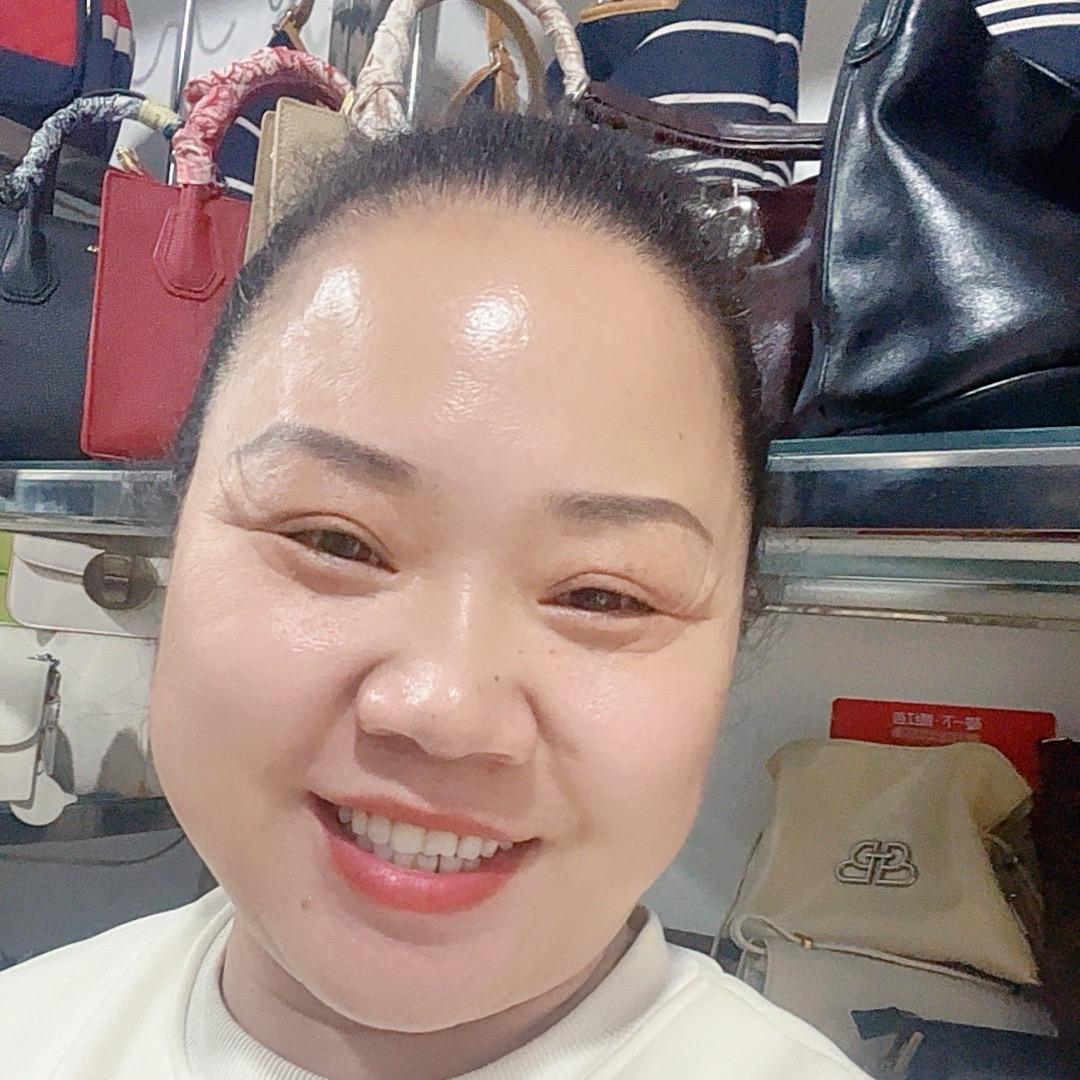 易县包之恋箱包店