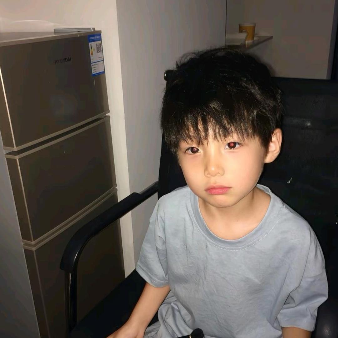 伤心光头强.