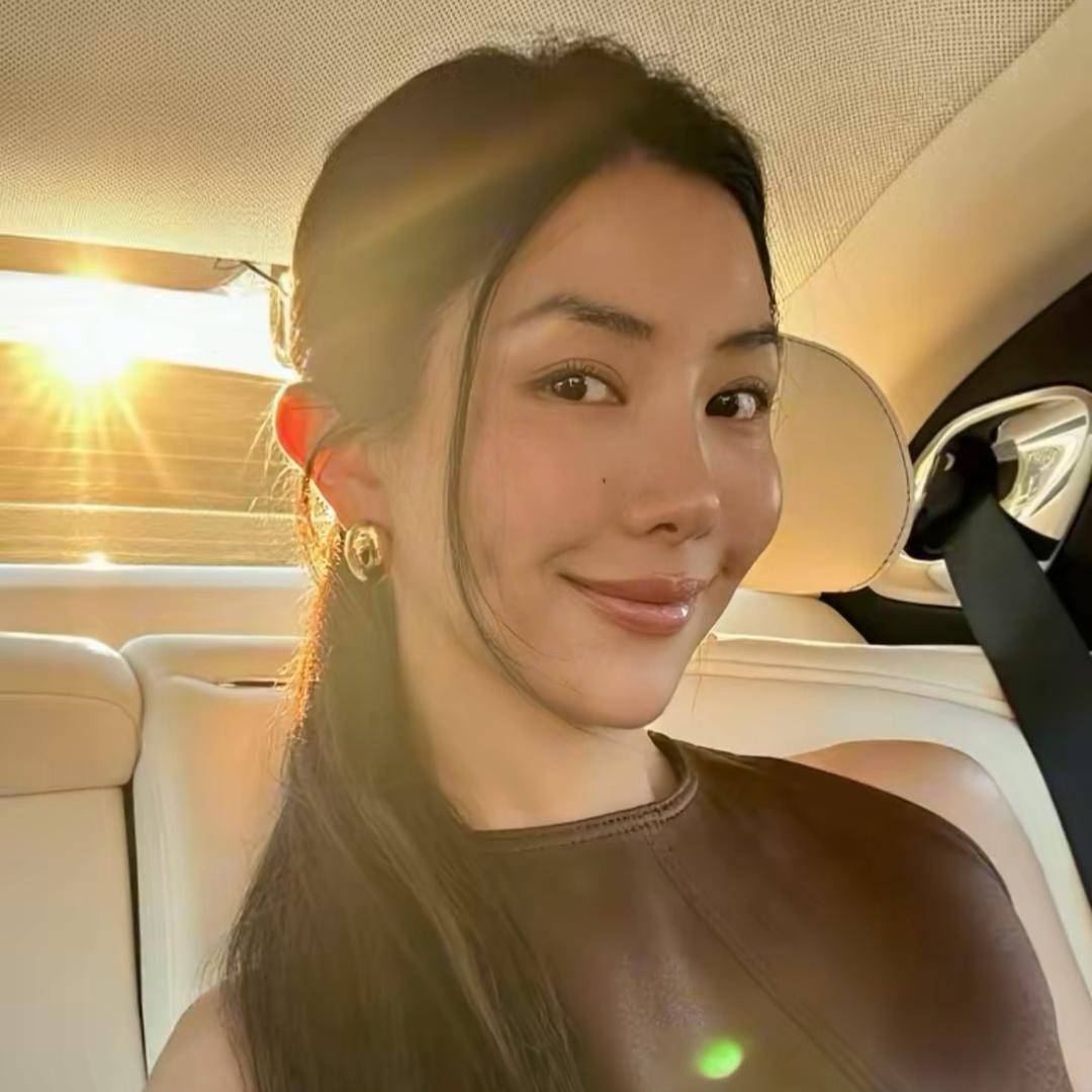 Romi小姐姐穿搭衣橱