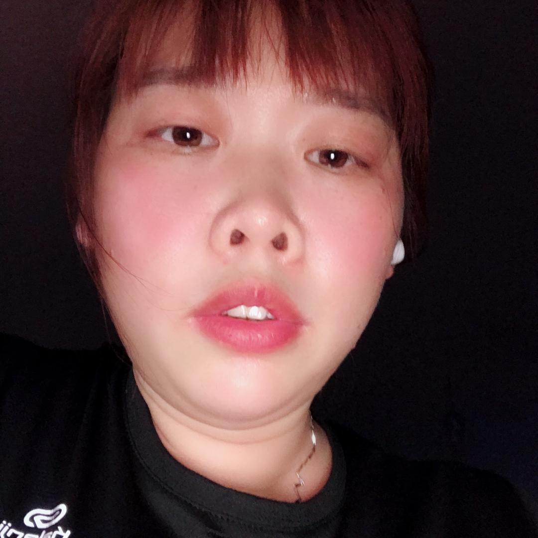 华