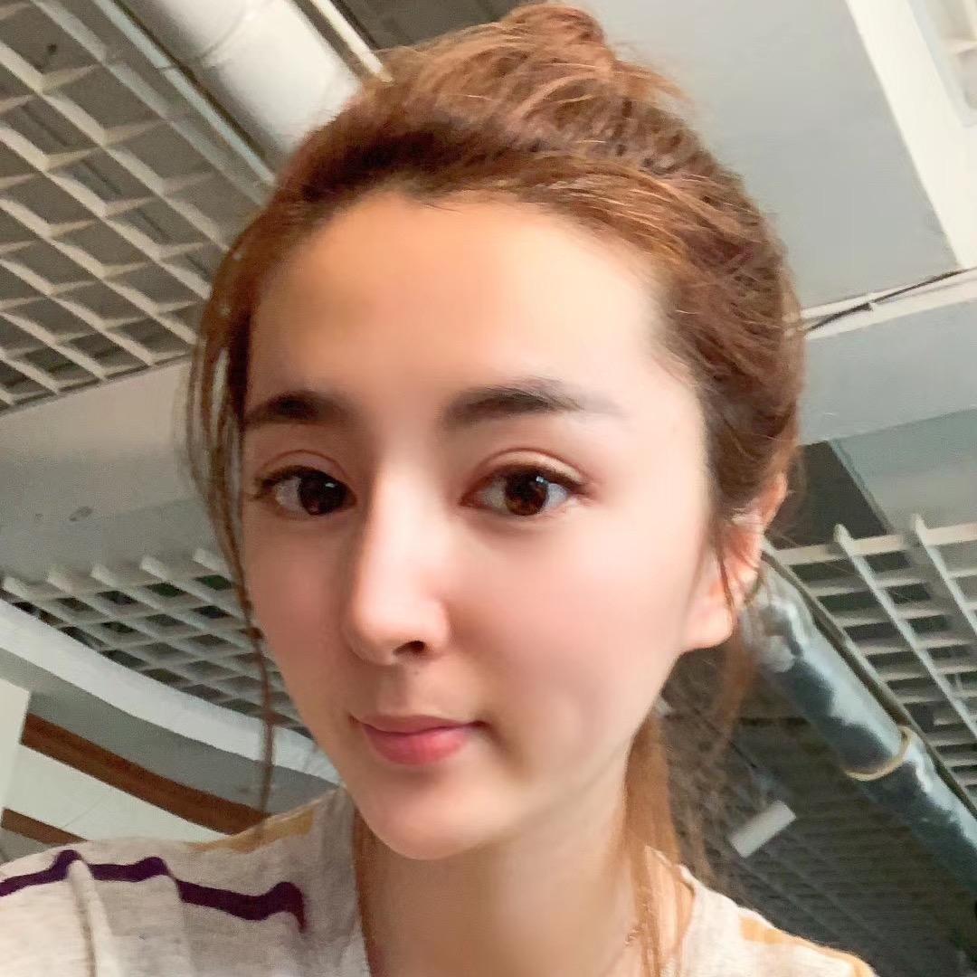长发姑娘