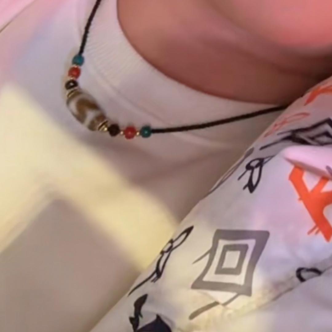 你嫣然一笑，让我魂牵梦绕。