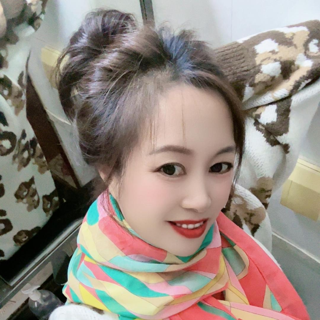 温小小