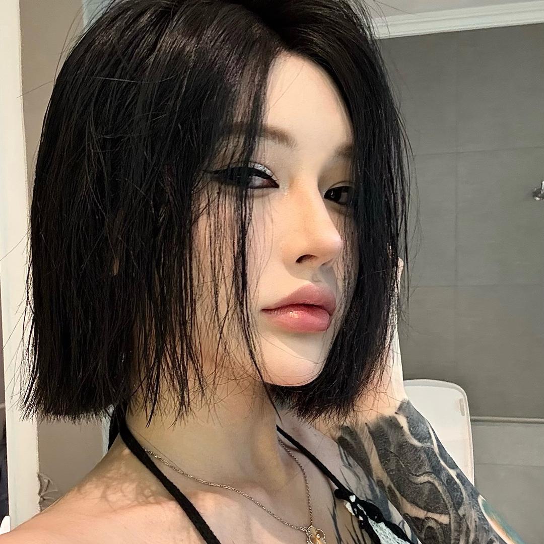 韦婧彤