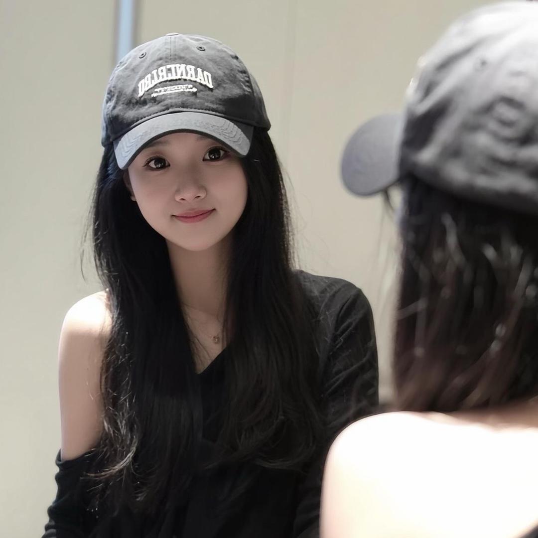 咸不甜.