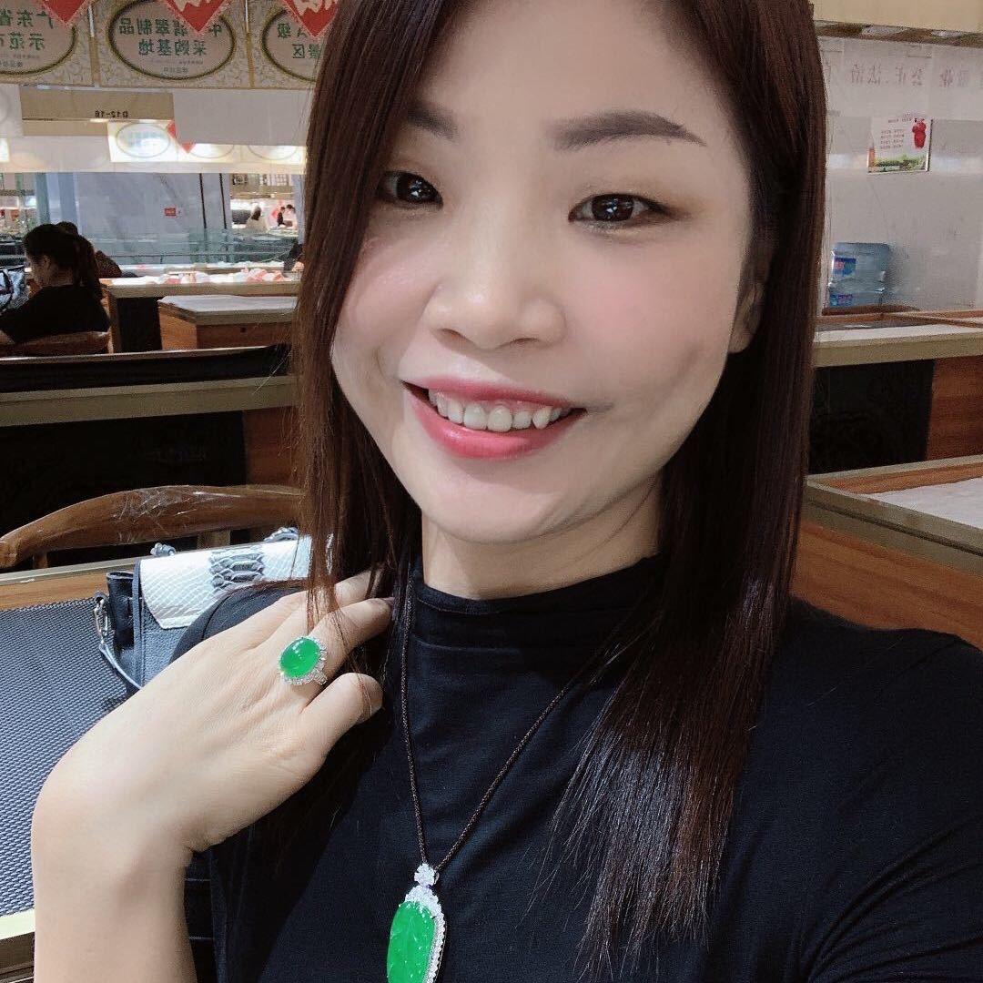 美丽翡翠