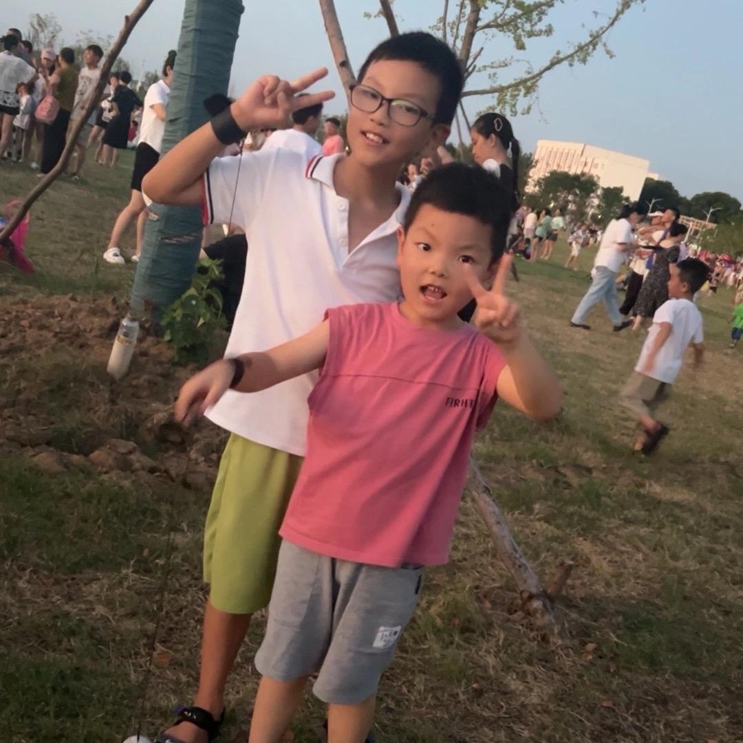是小凡凡呀😘😘