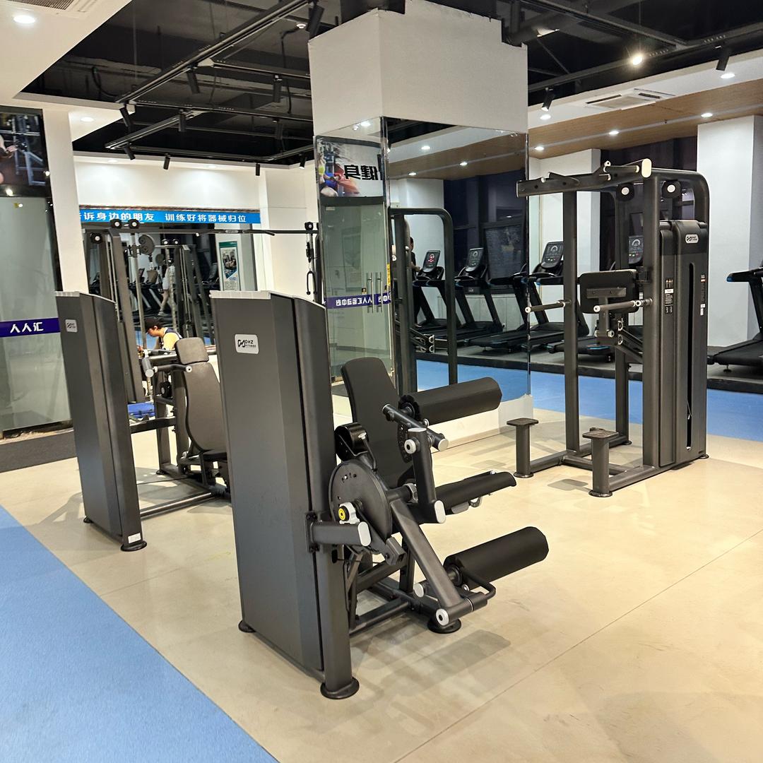 人人汇游泳健身