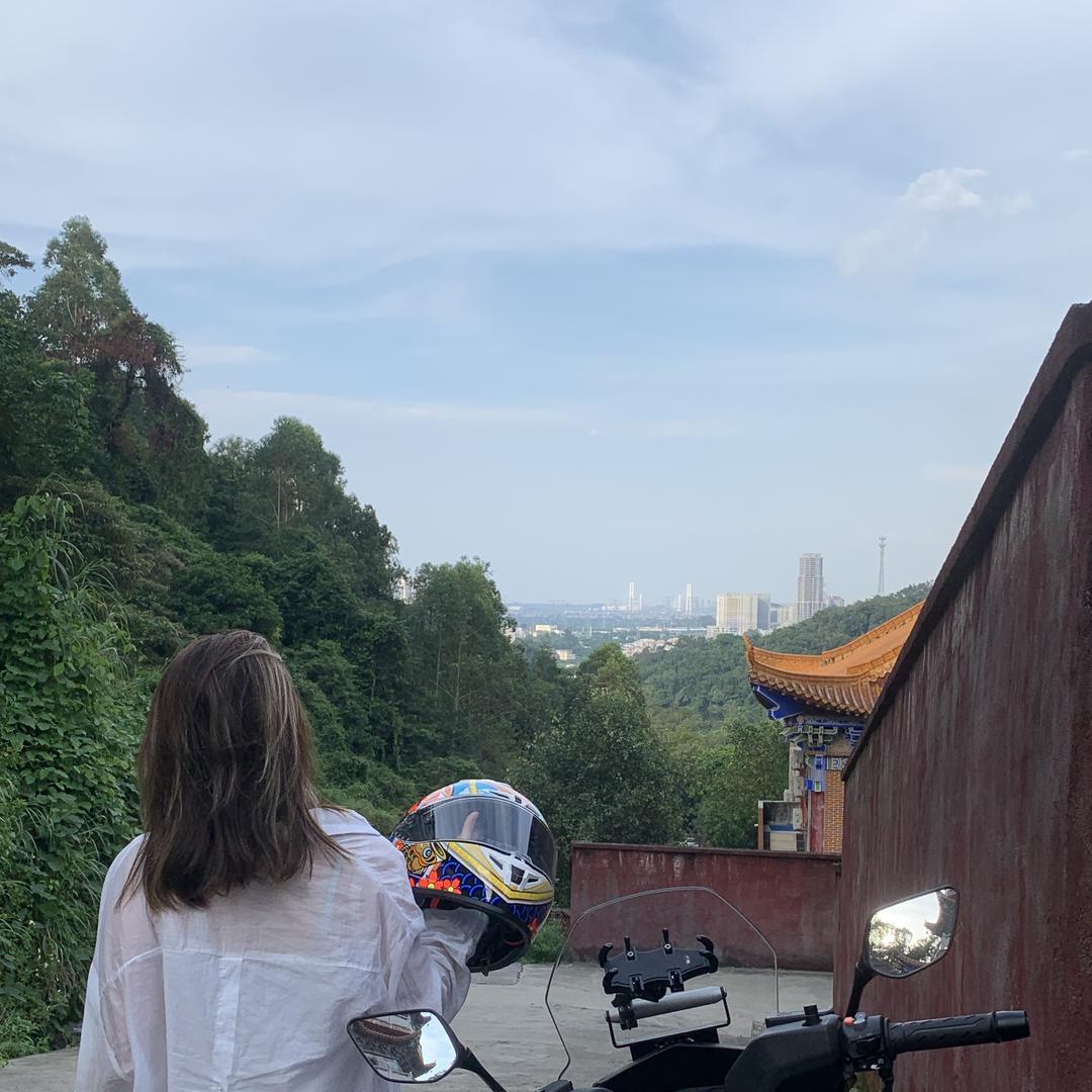 小摩女不玩车